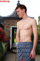 Model Dan Curren Naked Straight English Lad Uncut Enjoys Soccer & Basketball