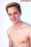 Model Matt Stephens Naked Gay English Lad Uncut Enjoys Swimming & Tennis