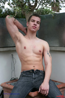 Model Paul Walker Naked Straight English Lad Uncut Enjoys Martial arts & swim