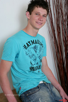 Model Matt Daniels Naked Straight English Lad Uncut Enjoys Basketball & tennis
