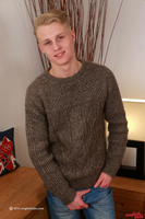 Model Ben Thompson Naked Straight English Lad Uncut Enjoys Gym & Football