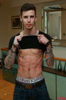 Model Damian Olsen Naked Straight English Lad Uncut Enjoys Gym