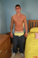 Model Max Henderson Naked Straight English Lad Uncut Enjoys Gym & Football