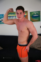 Model Damian Willaby Naked Straight English Lad Uncut Enjoys Muay Thai