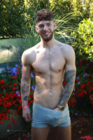Model Aaron Kent Naked Straight English Lad Uncut Enjoys Football & Gym