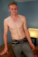 Model Jordan Henderson Naked Straight English Lad Uncut Enjoys Wrestler
