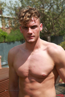 Model Noah Miller Naked Straight English Lad Uncut Enjoys Gym & Skiing
