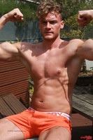 Model Noah Miller Naked Straight English Lad Uncut Enjoys Gym & Skiing