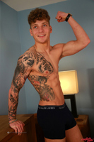 Model Brandon Myers Naked Straight English Lad Uncut Enjoys Gym and Football