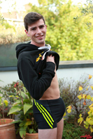 Model Joey Foxton Naked Straight English Lad Uncut Enjoys Gym & Running