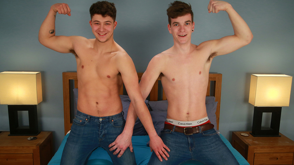 Bonus Video of Jon Williams' and Caspar Hamilton's Photo Shoot - Best Mates First Man Fun!