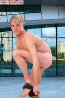 Model Jamie Johnson Naked Gay English Lad Uncut Enjoys Gynmatics & Tennis