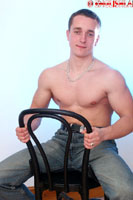 Model Gregory Ash Naked Straight English Lad Uncut Enjoys Weightlifting and boxing