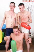 Model Dave Nix Naked Gay English Lad Uncut Enjoys Football