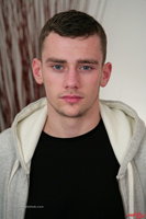 Model Tom King Naked Straight English Lad Uncut Enjoys Thai Boxer