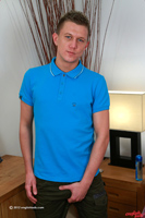 Model Josh Perry Naked Gay English Lad Uncut Enjoys Football & Gym