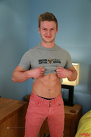 Model Harry Long Naked Straight English Lad Uncut Enjoys Rugby & Gym
