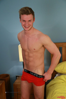 Model Harry Long Naked Straight English Lad Uncut Enjoys Rugby & Gym