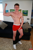 Model Tom Sutcliffe Naked Straight English Lad Uncut Enjoys Gym & Boxing