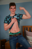 Model Caspar Hamilton Naked Straight English Lad Uncut Enjoys Ice Hockey & Gym