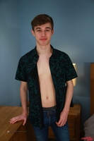 Model Toby Hanson Naked Gay English Lad Uncut Enjoys Swimming