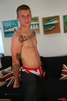 Model Zack Russell Naked Straight English Lad Uncut Enjoys Gym & Football