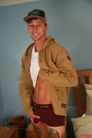 Model Barclay Graham Naked Straight English Lad Uncut Enjoys Gym & Football