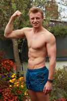 Model Freddie Rogers Naked Straight English Lad Uncut Enjoys Football & Cricket