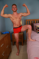 Model Rowan Wellesley Naked Straight English Lad Uncut Enjoys Gym & Football