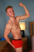 Model Rowan Wellesley Naked Straight English Lad Uncut Enjoys Gym & Football