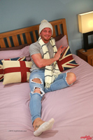 Model Justin McGregor Naked Straight English Lad Uncut Enjoys Boxing & Gym