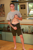 Model Flynn Peacock Naked Straight English Lad Uncut Enjoys Gym