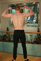 Model Noah Goulding Naked Straight English Lad Uncut Enjoys Gym