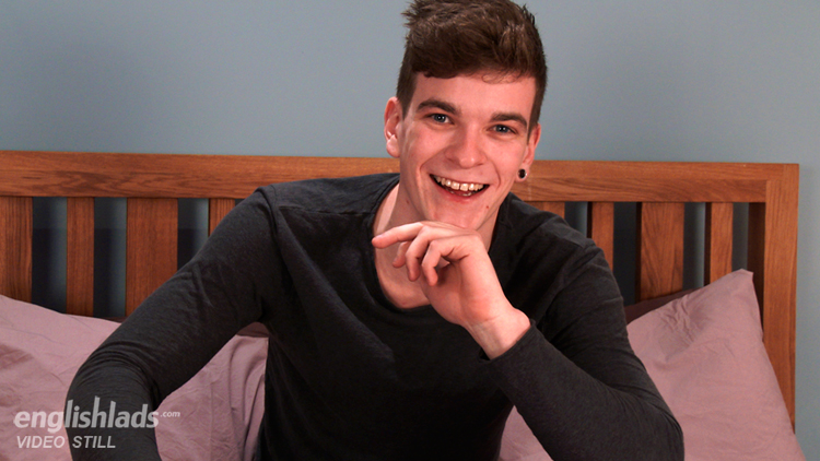 Résultat de recherche d'images pour "man to man wanking someone else's cock"