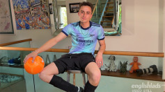 Young Straight Footballer Shows off his Lean Body & Edges his Long Uncut Cock & Cums!