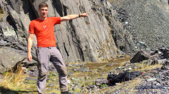 Young Straight Lad Henry Wanks his Uncut Cock Whilst on a Hike in the Mountains!