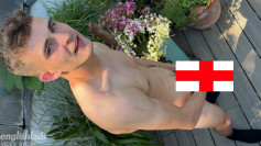 Straight Young & Lean Seb Wanks his Uncut Cock Outside & his Hairy Hole is Rubbed & he Cums!