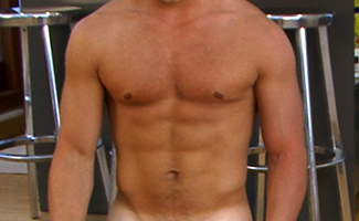 Bonus Video of Alfie's Photo Shoot - Hunky Muscular Str8 Guy Shows Off His Mighty Tool!
