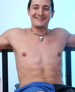 Englishlads.com: Bonus Set of Jez Lifting Some Weights and Having a Play!