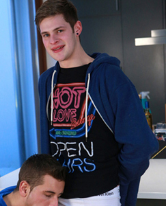 Englishlads.com: Tall & Athletic Young Jack More Than Happy with his 1st Man Blow Job!