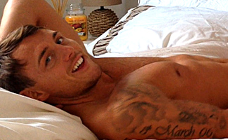 Home Movie - Sexy Muscular Tyler Shares His Morning Glory - Wank & Dildo Fun! EL Premium