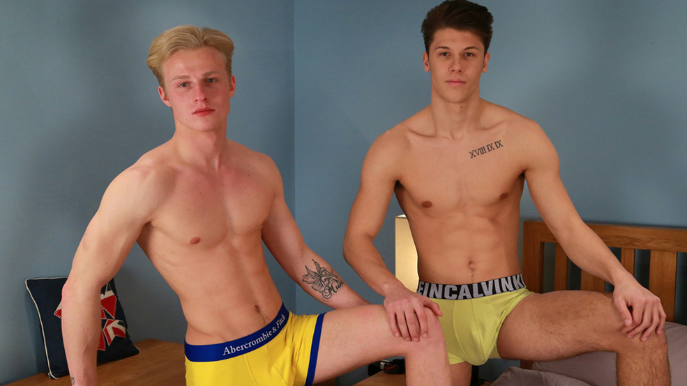 Bonus Video of Ben & Jaden's Photo Shoot - Straight Lads Wank Each Other!