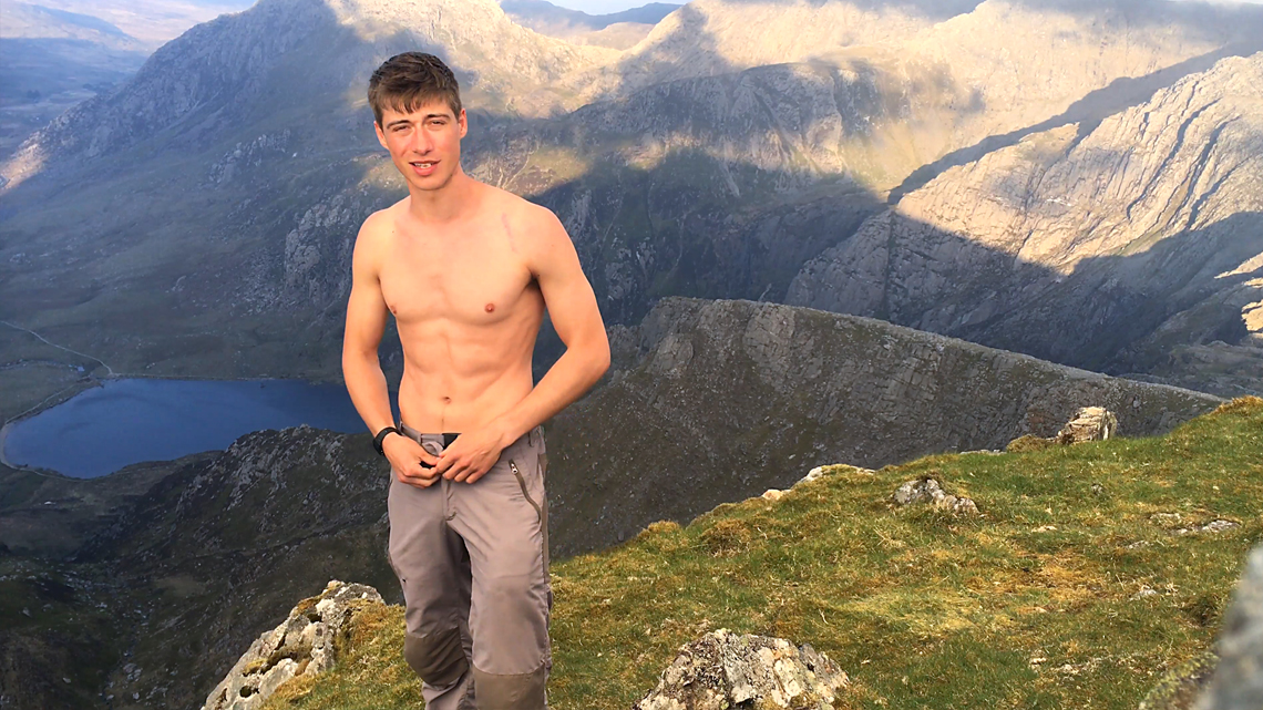 Straight Young Climber Henry Wanks his Hard Uncut Cock in the Mountains & Squirts a Big Load!
